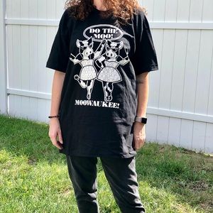 Fruit Of The Loom Mens Vintage T-shirt Moowaukee